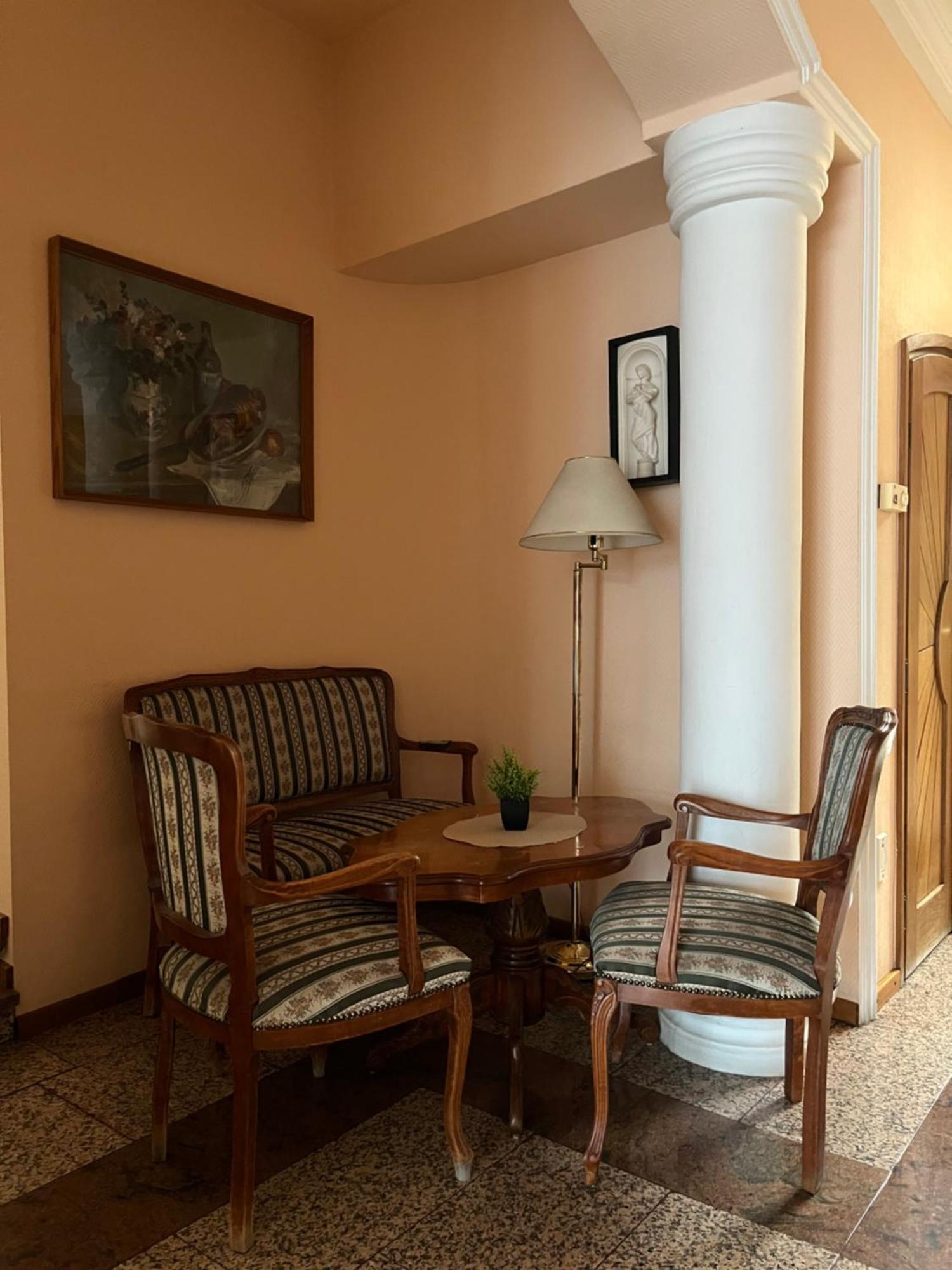 Wagner Vendegudvar Panzio Hotel Szombathely Exterior foto